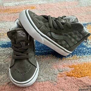 TODDLER VANS SIZE 6.0